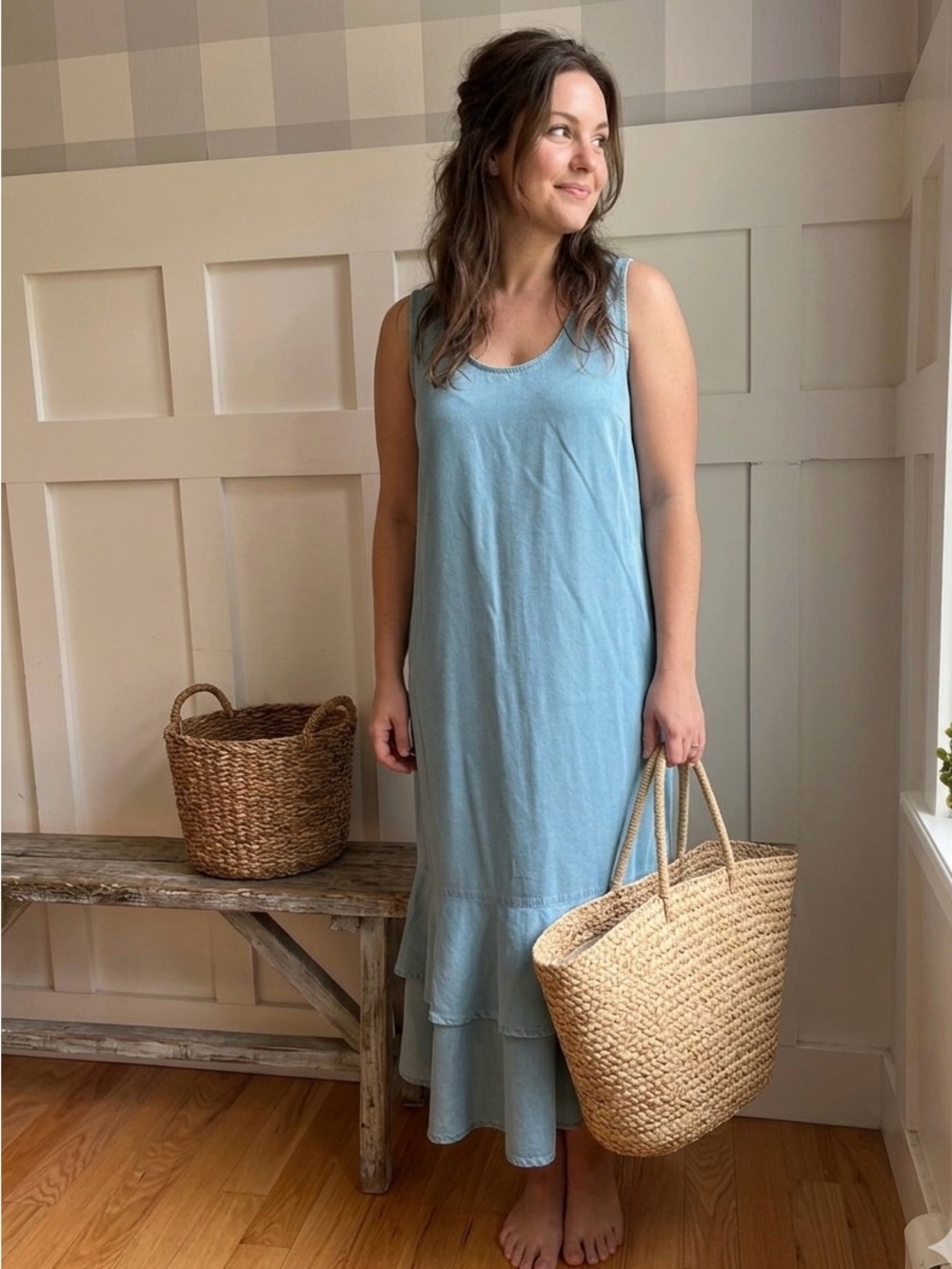 Sleeveless Light Blue Midi Dress with Tiered Ruffle Hem Large